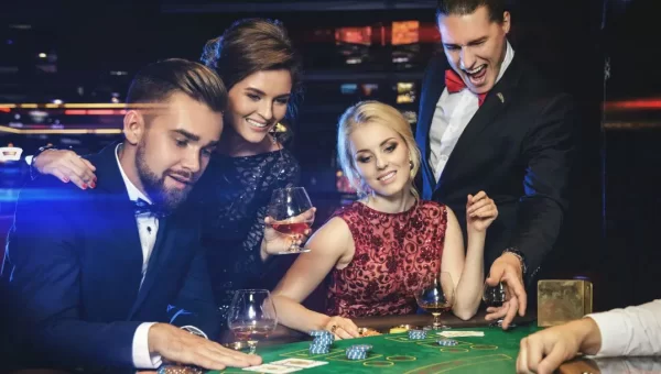 The Connection Between Casinos and Pop Culture